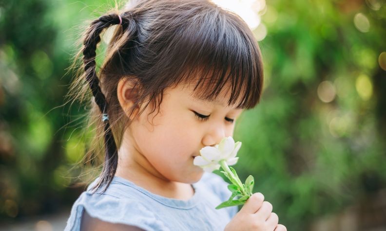 Đặt tên cho bé gái họ Phạm ý nghĩa, hợp phong thủy | Góc Làm Mẹ